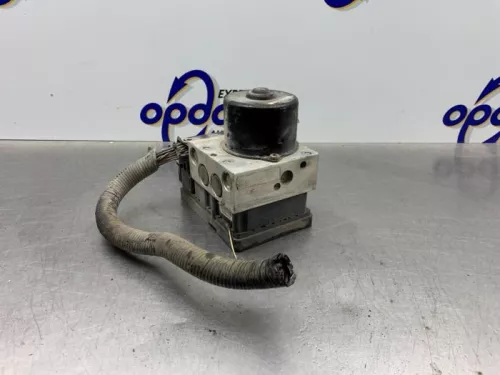 ABS Pomp-8220831