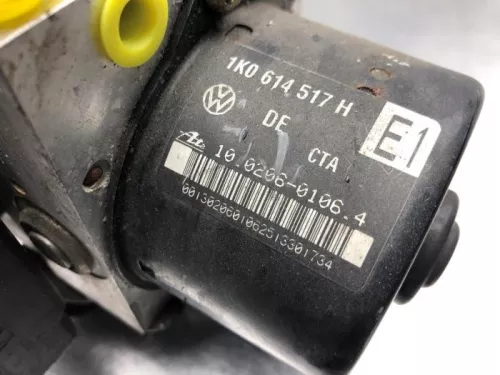 ABS Pomp-8114553 (20313983)