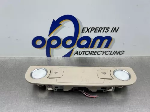 Binnenverlichting achter-8210764