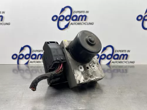 ABS Pomp-8298773