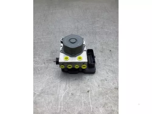 ABS Pomp-8135746