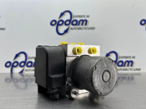 ABS Pomp-8329766