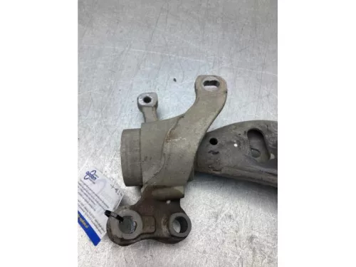 Draagarm onder links-voor-8198550