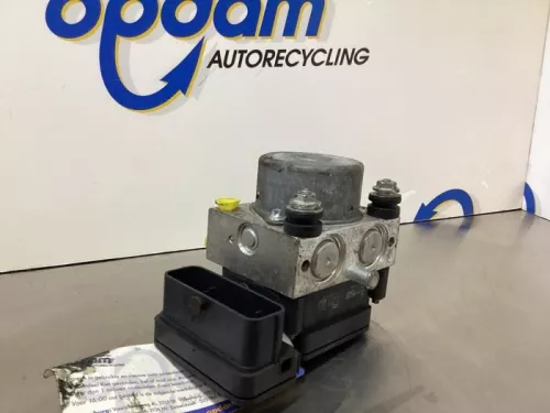 ABS Pomp-7879790 (12246430)