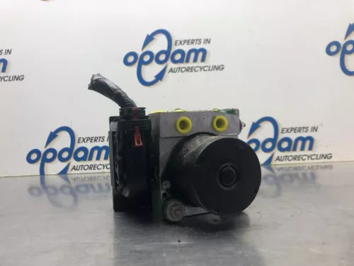 ABS Pomp-8143429