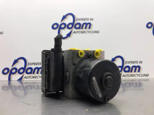 ABS Pomp-8182211