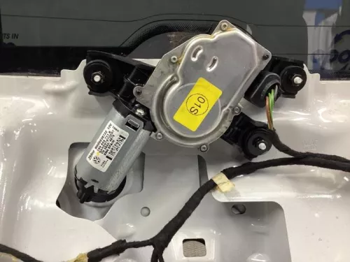 Ruitenwissermotor achter-