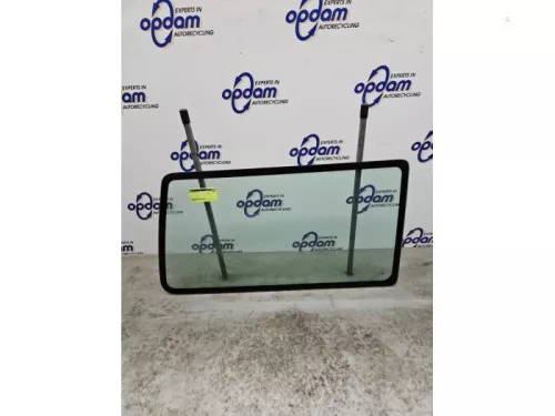 Ruit Laaddeur zijkant-7897757