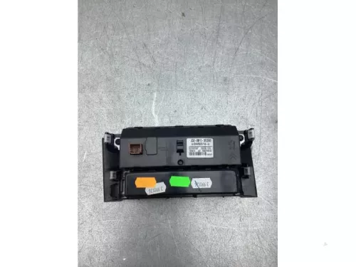 Display Interieur-8219172