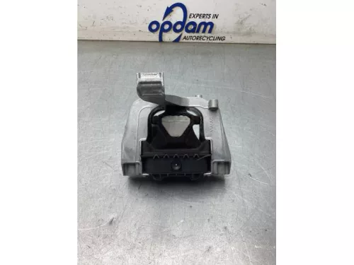 Motorsteun-8340448
