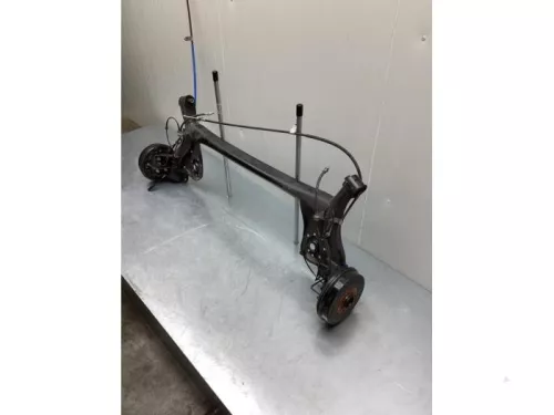 Achteras voorwielaandrijving-7747703 (17059038)