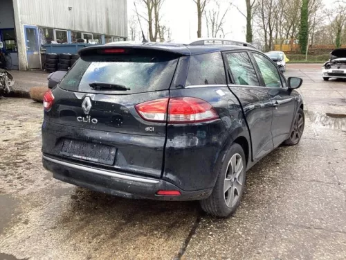 Achteras voorwielaandrijving-8152307