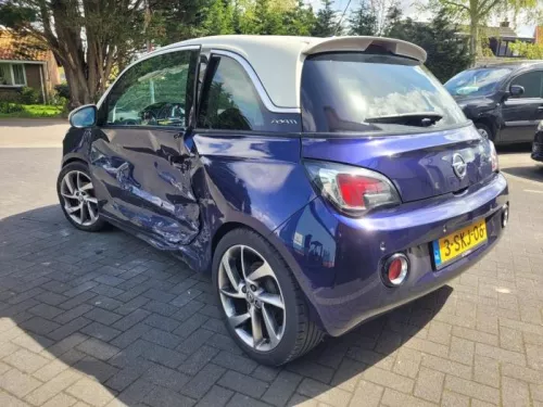 Achteras voorwielaandrijving-8180176 (21729867)