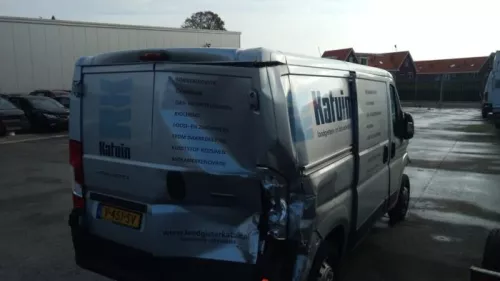 Achteras voorwielaandrijving-6098113 (14296096)