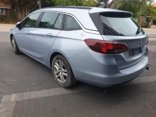 Achteras voorwielaandrijving-7878275