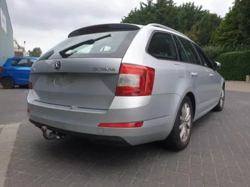 Achteras voorwielaandrijving-6939411 (16315048)