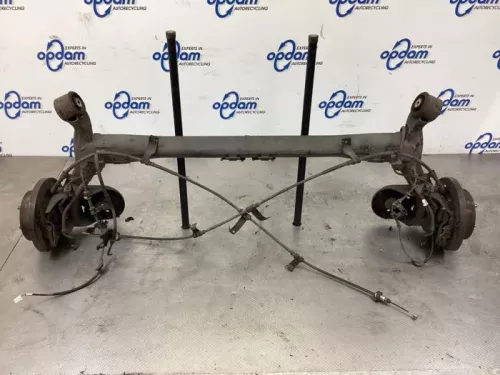 Achteras voorwielaandrijving-7938947