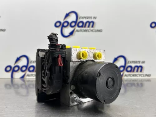 ABS Pomp-8301366