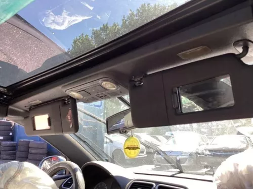 Binnenspiegel-8323638