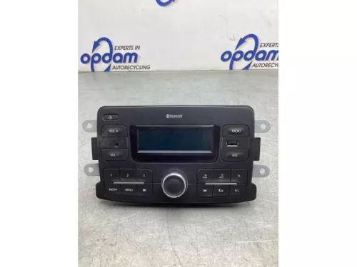 Radio-7614963