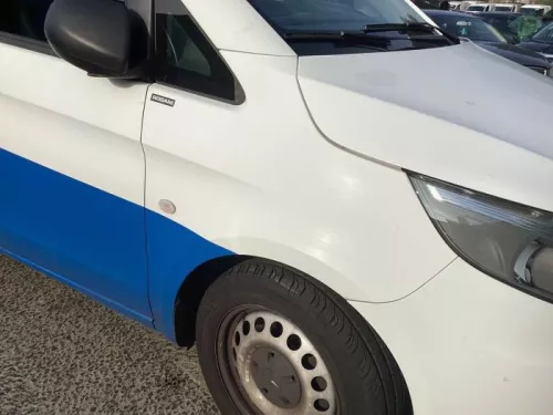 Scherm rechts-voor-8354608