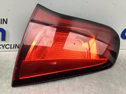 Achterklep reflector rechts-7975208 (18020386)