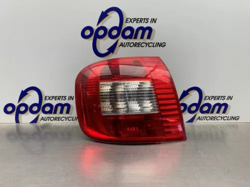 Achterlicht links-8275348