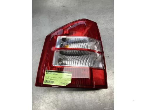 Achterlicht links-8051384 (18852069)