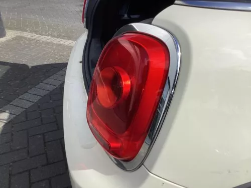 Achterlicht rechts-8198550 (20841501)