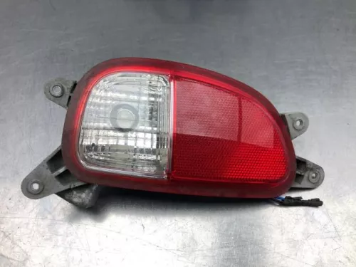 Achteruitrijlicht rechts-8118144 (20751653)