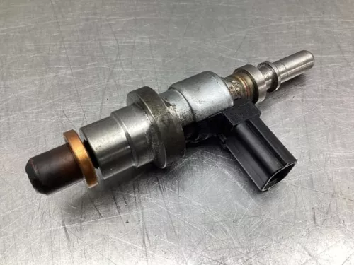 Adblue injector- (19028108)