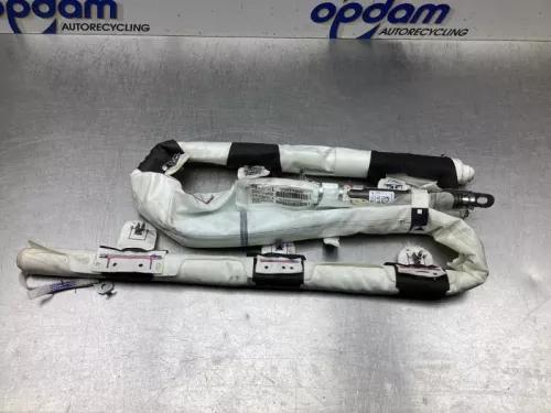 Airbag hemel links-7613982 (19012343)