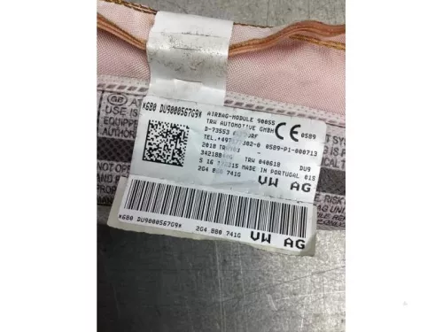 Airbag hemel links-8153606 (20744157)
