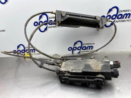 Handrem motor-8367132