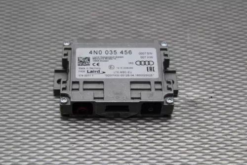 Antenne Versterker-6837714 (15904407)