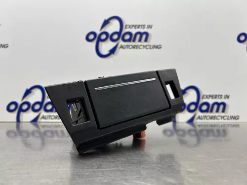Asbak voor-8301318 (22421469)