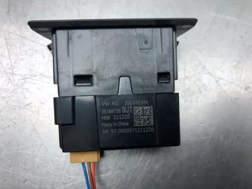 AUX/USB aansluiting-8158117 (20435754)