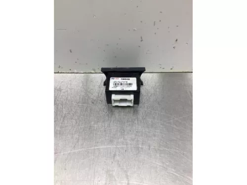 AUX/USB aansluiting-8099326 (19520298)