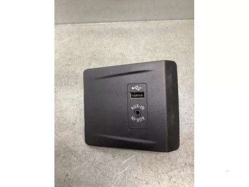 AUX/USB aansluiting-8071969 (21073651)