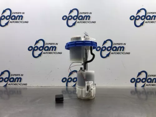 Benzinepomp-8055719