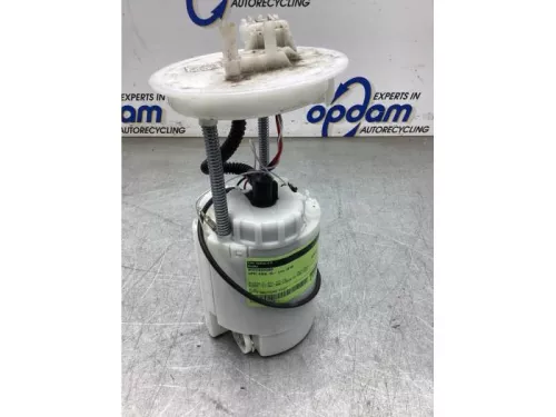Benzinepomp-8227666 (22368055)