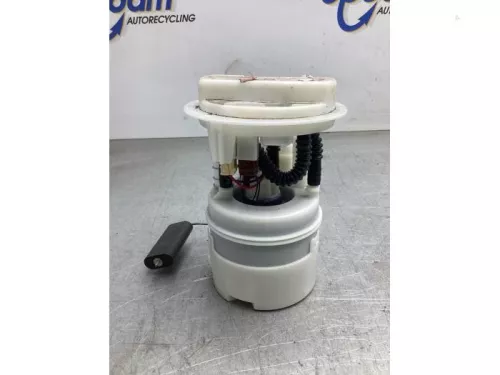 Benzinepomp-8103030