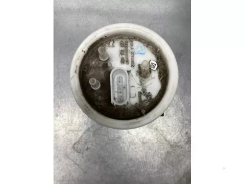 Benzinepomp-7537491 (17690904)