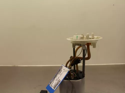 Benzinepomp-7863777 (6426433)