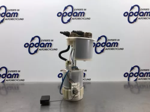 Benzinepomp-8224980
