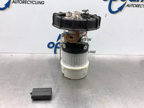Benzinepomp-7856261