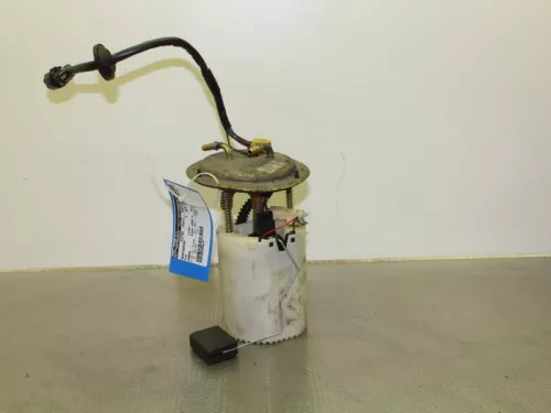 Benzinepomp-7888425