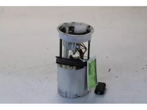 Benzinepomp-7878308