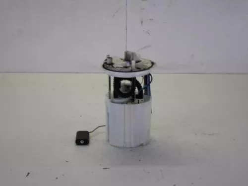 Benzinepomp-7883605