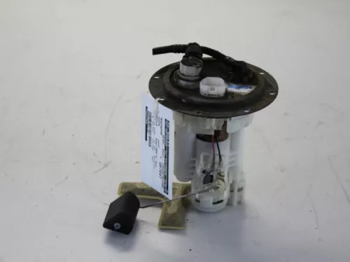 Benzinepomp-7614931 (11948087)